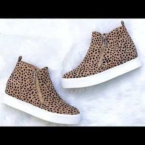 Universal thread memory foam shoes